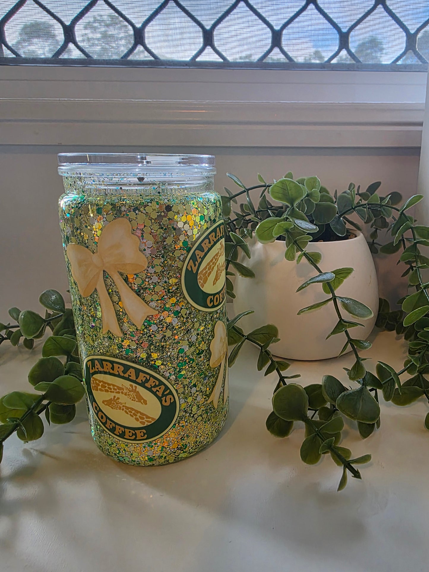 16oz Acrylic Snowglobe - Zaraffas