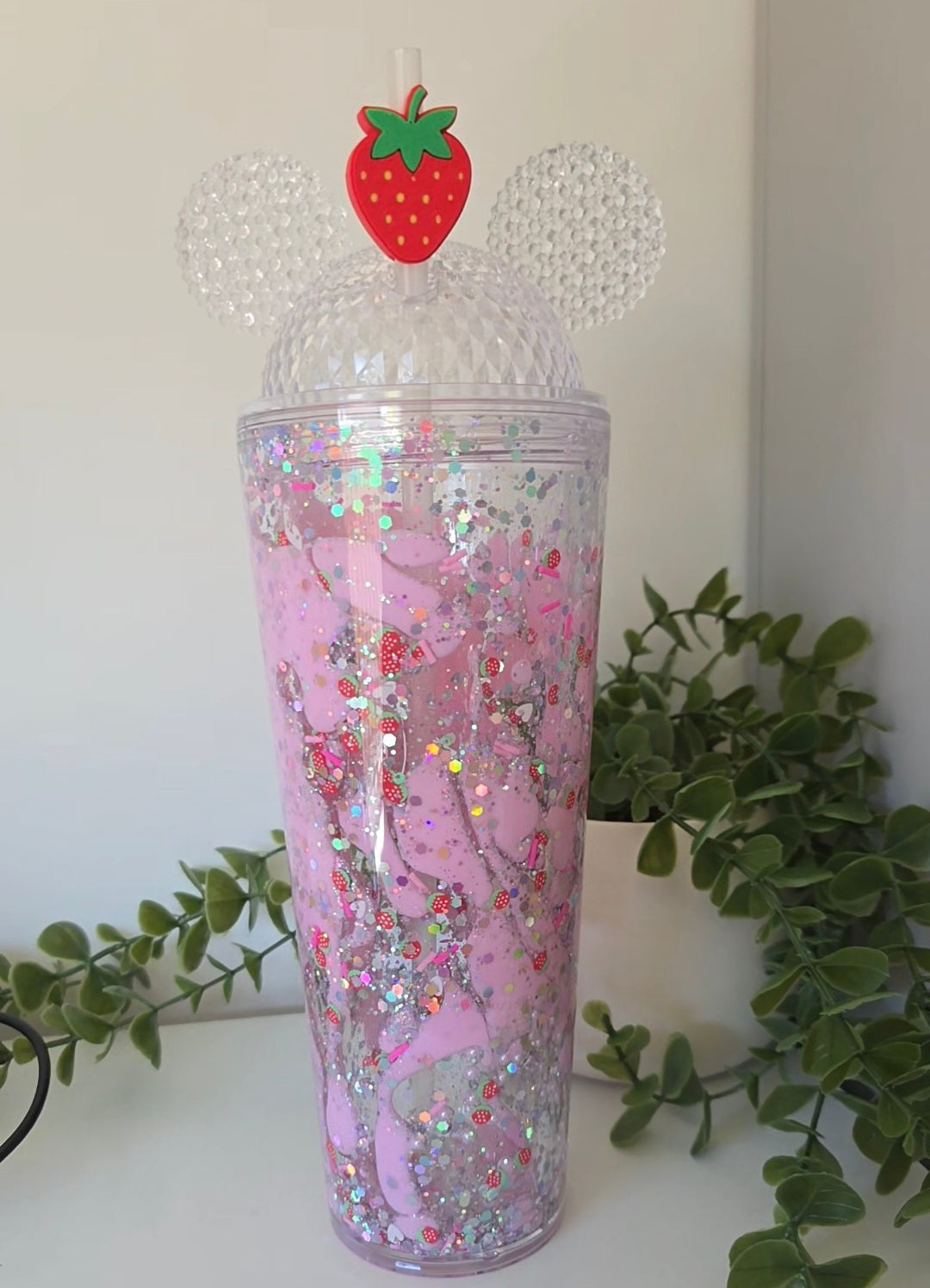 Strawberry 🍓 24oz Acrylic Snowglobe